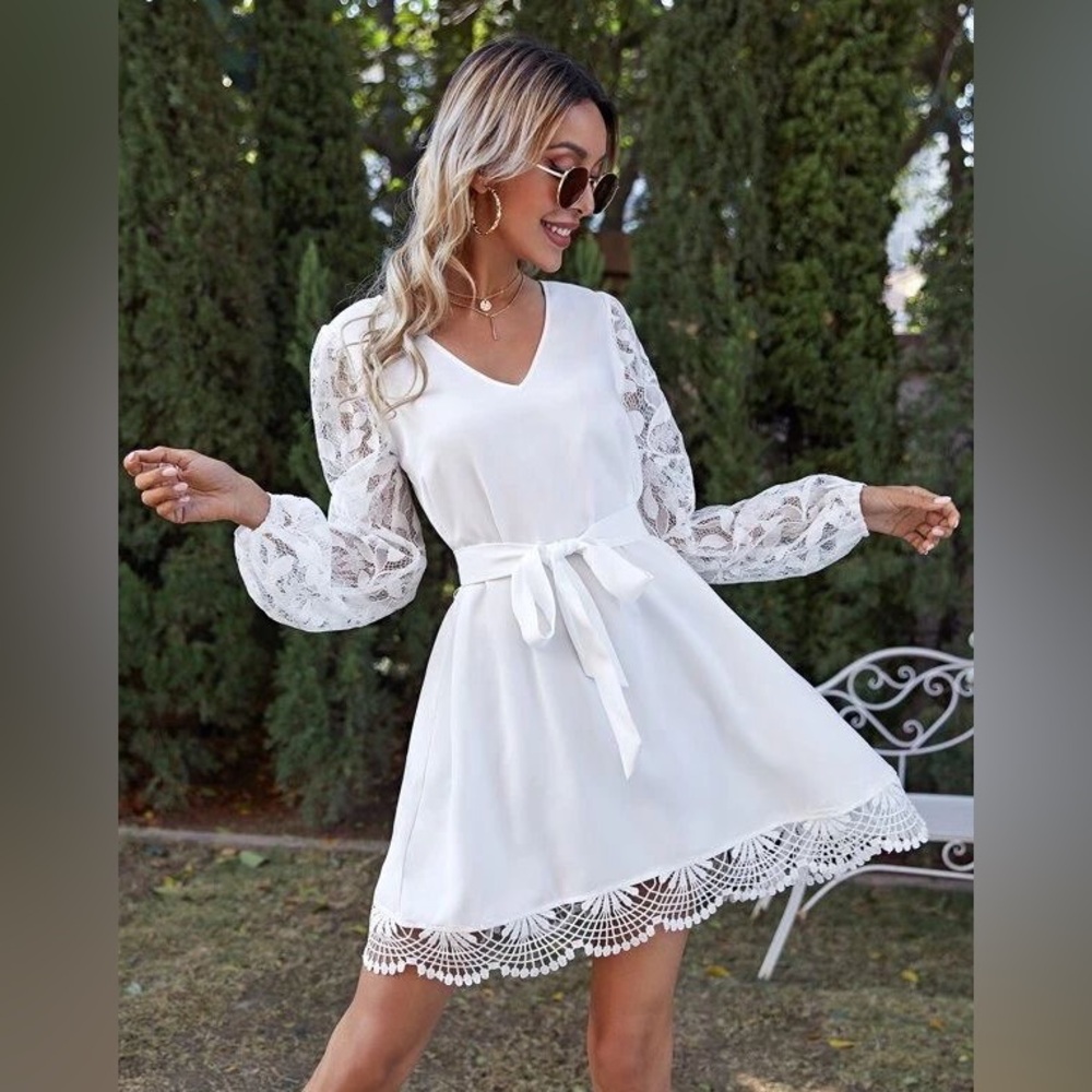 Women’s Medium White Dress